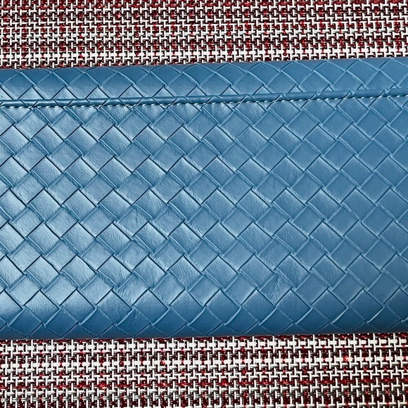 Beautiful ‘Designer Inspired’ Tri-Fold Wallet in Gorgeous Slate Blue Color NWOT - Picture 10 of 16